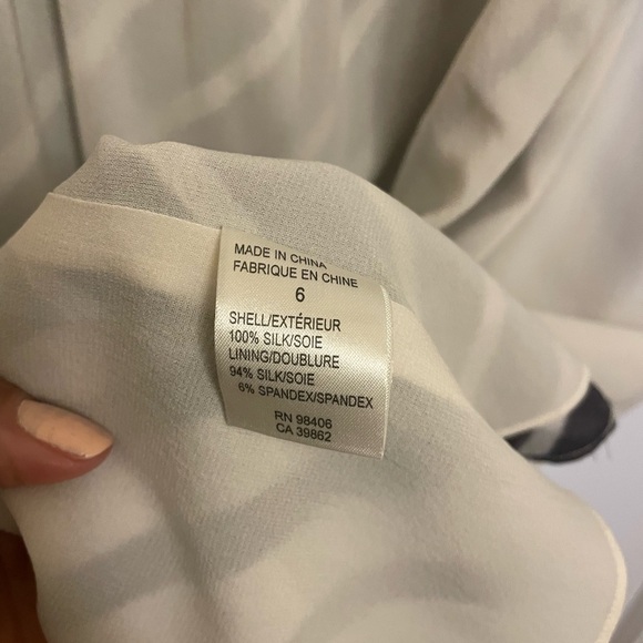 Theory 100% silk one shoulder dress - Picture 4 of 4